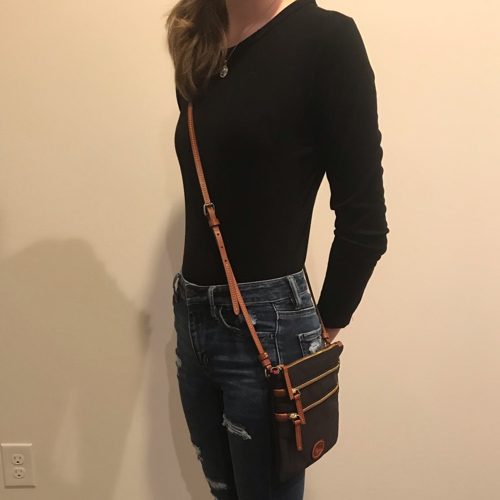 NWOT Dooney and Bourke North South Crossbody Bag